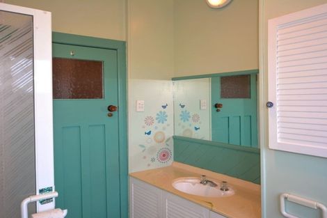 Photo of property in 45 Glendevon Place, Vauxhall, Dunedin, 9013