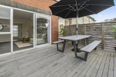 Photo of property in 217 Knights Road, Hutt Central, Lower Hutt, 5011