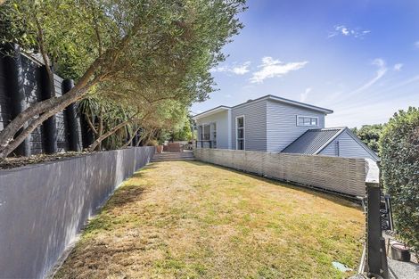 Photo of property in 4 Pinnacle Street, Seatoun, Wellington, 6022