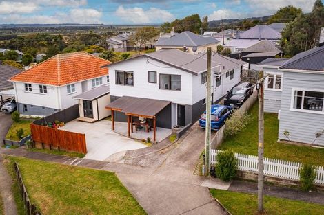 Photo of property in 34 Karaka Street, Helensville, 0800