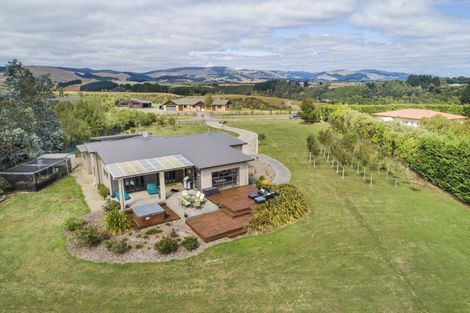 Photo of property in 47 Polson Hill Drive, Aokautere, Palmerston North, 4471