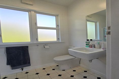 Photo of property in 1 Barretts Way, Miramar, Wellington, 6022