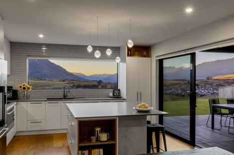 Photo of property in 97 Spur Ridge Rise, Jacks Point, 9371