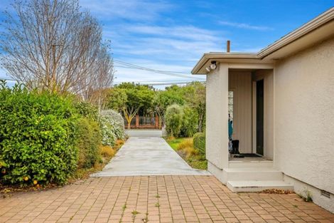 Photo of property in 21 Dinton Street, Russley, Christchurch, 8042