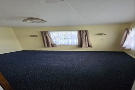 Photo of property in 67 View Road, Henderson, Auckland, 0612