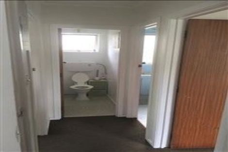 Photo of property in 1/2 Gregg Place, Sunnyvale, Auckland, 0612