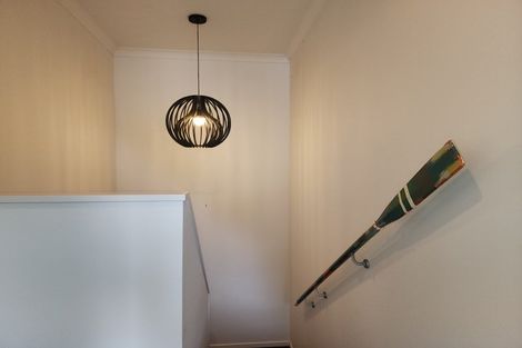 Photo of property in 184 Breaker Bay Road, Breaker Bay, Wellington, 6022