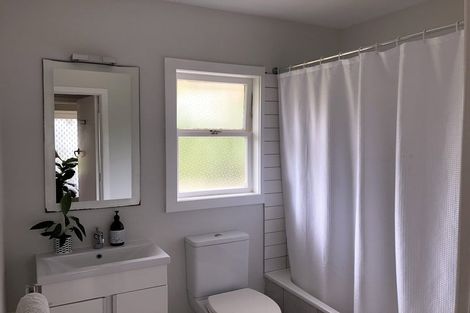 Photo of property in 2 Fifeshire Street, Belmont, Auckland, 0622