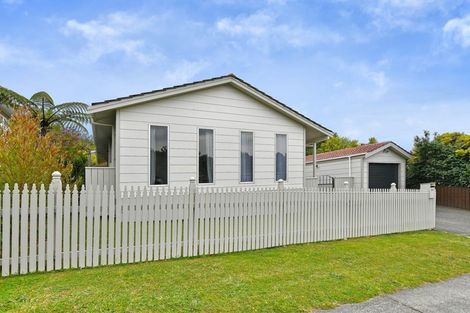 Photo of property in 80 Field Street, Silverstream, Upper Hutt, 5019