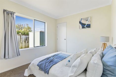 Photo of property in 52 Foxlaw Street, Randwick Park, Auckland, 2105