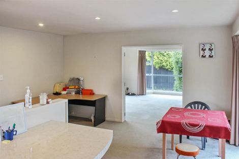 Photo of property in 46 Bellingham Place, Avonhead, Christchurch, 8042