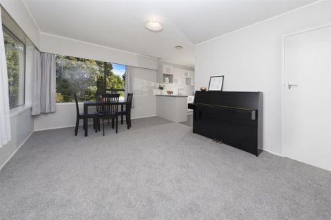 Photo of property in 1/20 Gladys Avenue, Glenfield, Auckland, 0629
