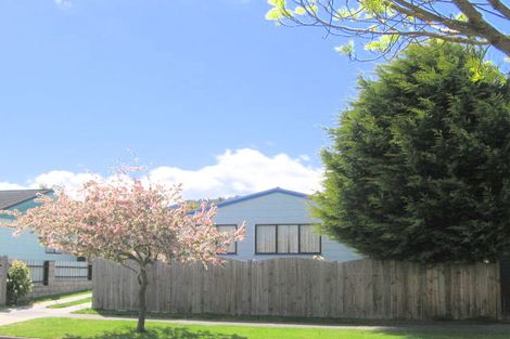 Photo of property in 32 Arthur Crescent, Hilltop, Taupo, 3330