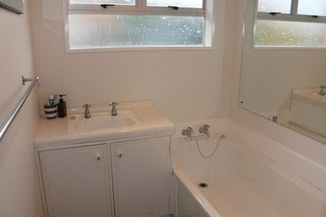 Photo of property in 1 Langley Avenue, Milson, Palmerston North, 4414