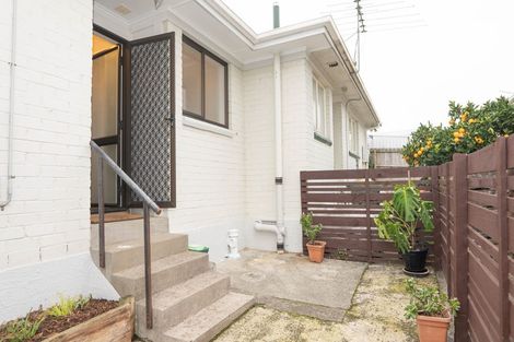 Photo of property in 2/30 Union Street, Papakura, 2110