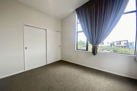 Photo of property in 71 Battalion Drive, Papakura, 2110