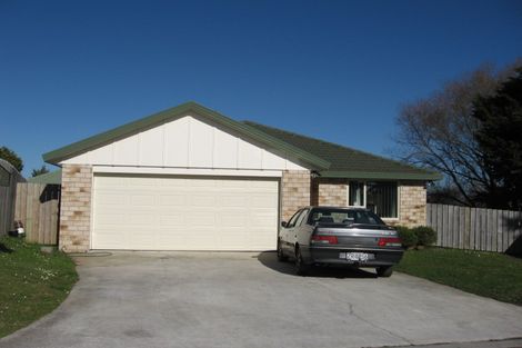 Photo of property in 21 Carisbrook Crescent, Papakura, 2110