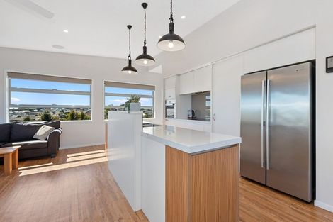 Photo of property in 154 Cumberland Drive, Flagstaff, Hamilton, 3210