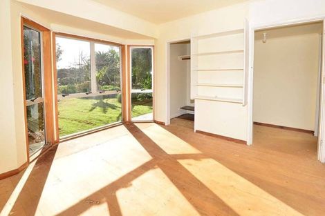 Photo of property in 3265 South Head Road, South Head, Helensville, 0874