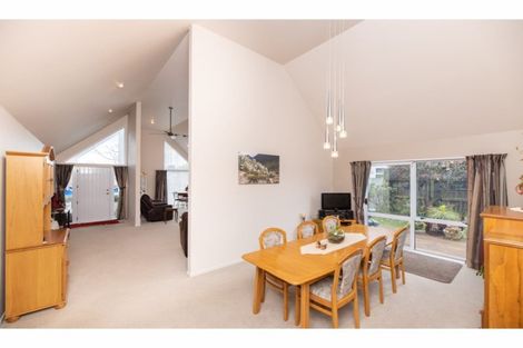 Photo of property in 46 Westgrove Avenue, Avonhead, Christchurch, 8042