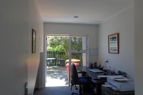 Photo of property in 18 Marina View Drive, West Harbour, Auckland, 0618