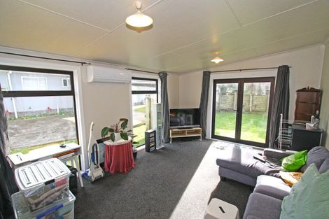 Photo of property in 1/4 Kenmore Street, Westown, New Plymouth, 4310