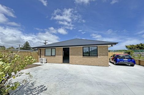 Photo of property in 28 Rangiora Street, Castlecliff, Wanganui, 4501