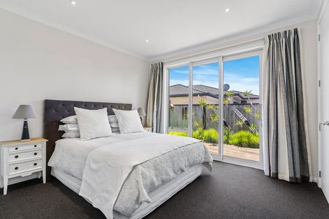 Photo of property in 17 Golden Hills Drive, Pauanui, Hikuai, 3579