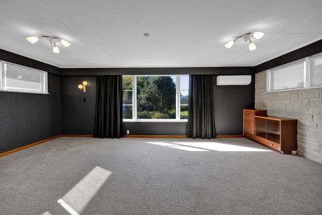 Photo of property in 5 Domett Street, Opunake, 4616