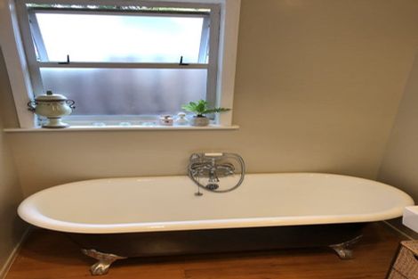 Photo of property in 4 Clarkes Crescent, Paekakariki, 5034