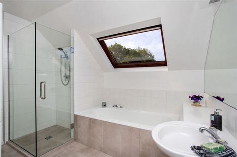 Photo of property in 3 Ashdale Lane, Strowan, Christchurch, 8052