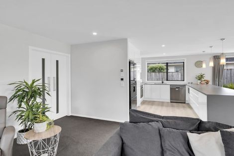 Photo of property in 6 Cambridge Street, Pahiatua, 4910