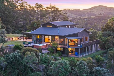 Photo of property in 700 Hibiscus Coast Highway, Waiwera, Orewa, 0994