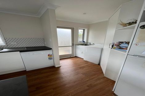 Photo of property in 1/94 Sullivan Avenue, Woolston, Christchurch, 8023