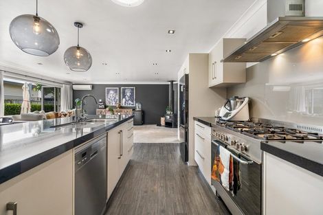 Photo of property in 27 Norfolk Drive, Cambridge, 3434