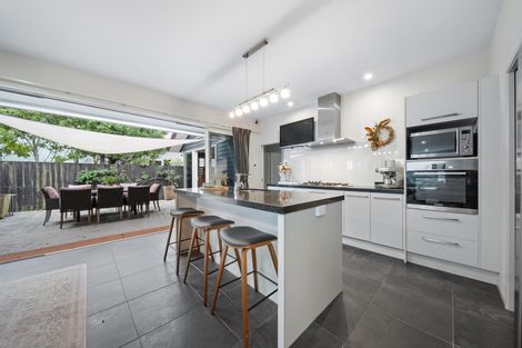 Photo of property in 10 Lake Drive, Karaka, Papakura, 2113