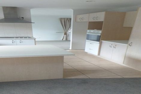 Photo of property in 20 Tauranga Place, Orewa, 0931