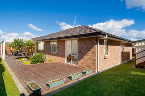 Photo of property in 17 Galloway Crescent, Pyes Pa, Tauranga, 3112