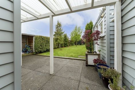 Photo of property in 124 Nursery Road, Phillipstown, Christchurch, 8011