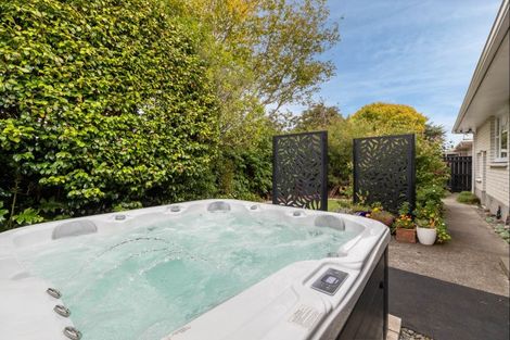 Photo of property in 44 Holdsworth Avenue, Trentham, Upper Hutt, 5018