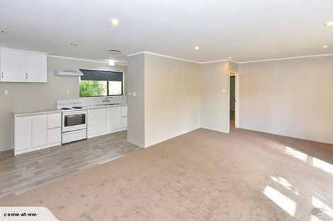 Photo of property in 4 Peverill Crescent, Papatoetoe, Auckland, 2025