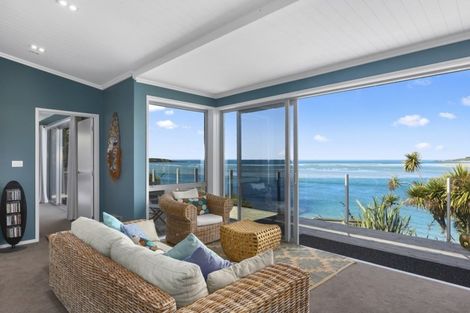 Photo of property in 1353 Taieri Mouth Road, Taieri Mouth, Brighton, 9091