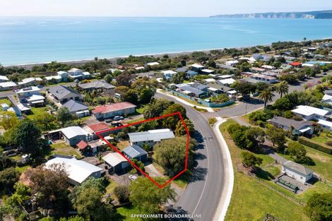 Photo of property in 67 Beach Road, Haumoana, 4102