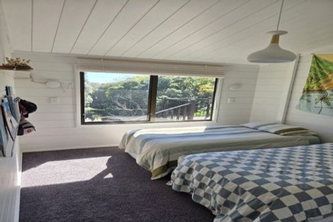 Photo of property in 73 Mcfarlane Street, Oakura, 4314