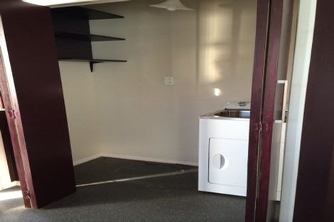 Photo of property in 19 Ilford Place, Awapuni, Palmerston North, 4412