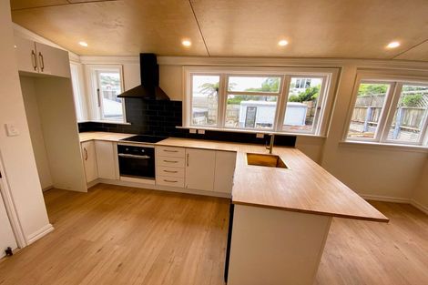 Photo of property in 9 Mckinley Crescent, Brooklyn, Wellington, 6021