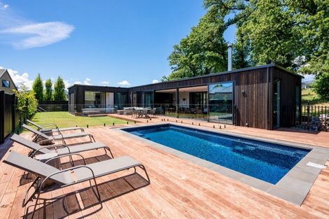 Photo of property in 4 Garnet Grove, Birchville, Upper Hutt, 5018