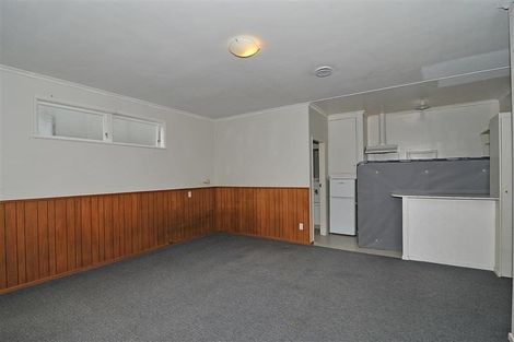Photo of property in 58 Fairlie Terrace, Kelburn, Wellington, 6021