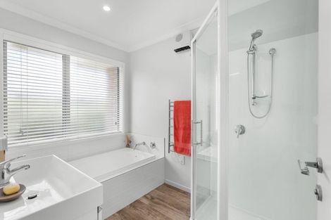 Photo of property in 40 The Runway, Wigram, Christchurch, 8042