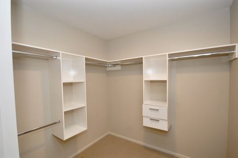 Photo of property in 15b Hillcrest Avenue, Hillcrest, Auckland, 0627